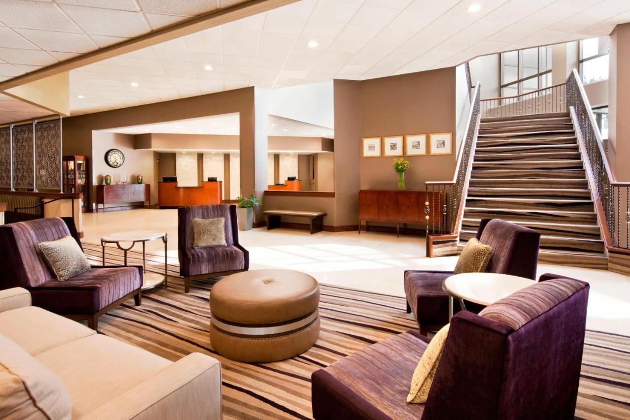 Sheraton Syracuse University Hotel And Conference Center Экстерьер фото