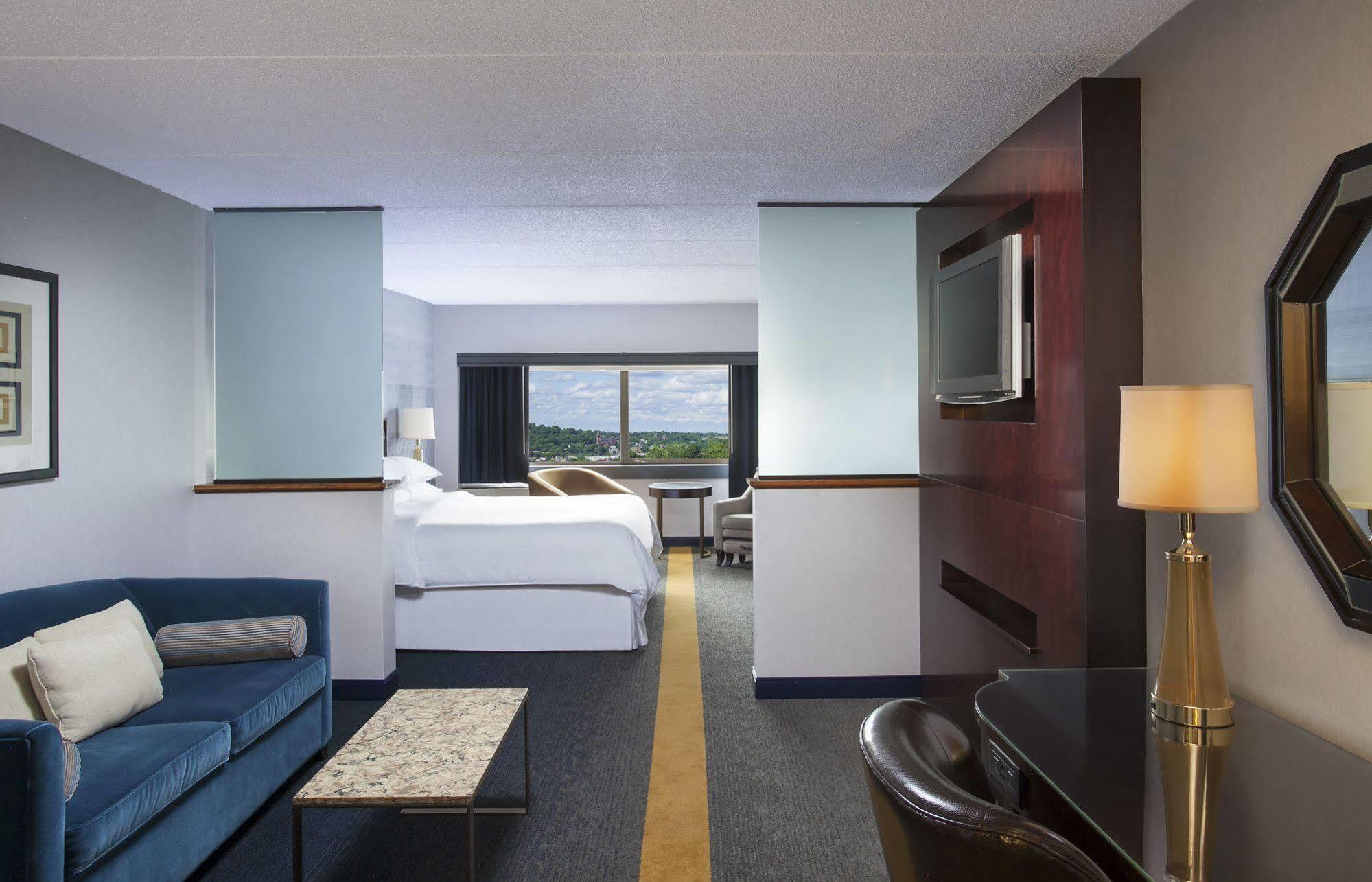 Sheraton Syracuse University Hotel And Conference Center Экстерьер фото